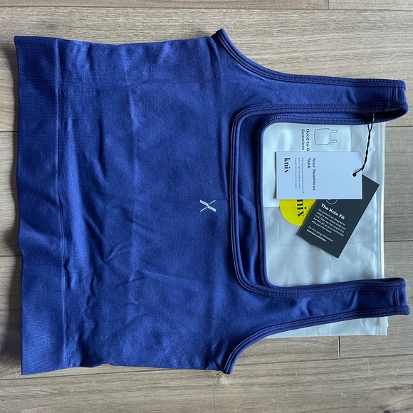 Knix - Seamless Tank - "Good to Go" Style - Moody Blue - Picture 5 of 7